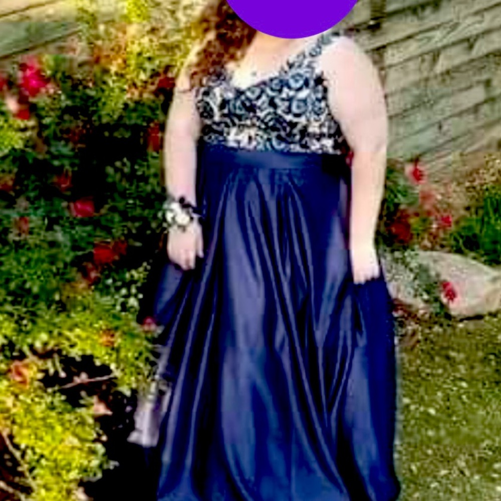 Navy dress